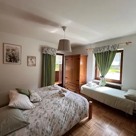 Agritur Broch Villa Fiera Di Primiero Room photo